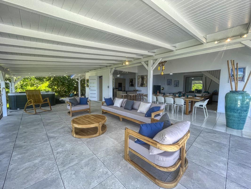 14.Location villa piscine vue mer Bouillante Guadeloupe_Terrasse vue mer